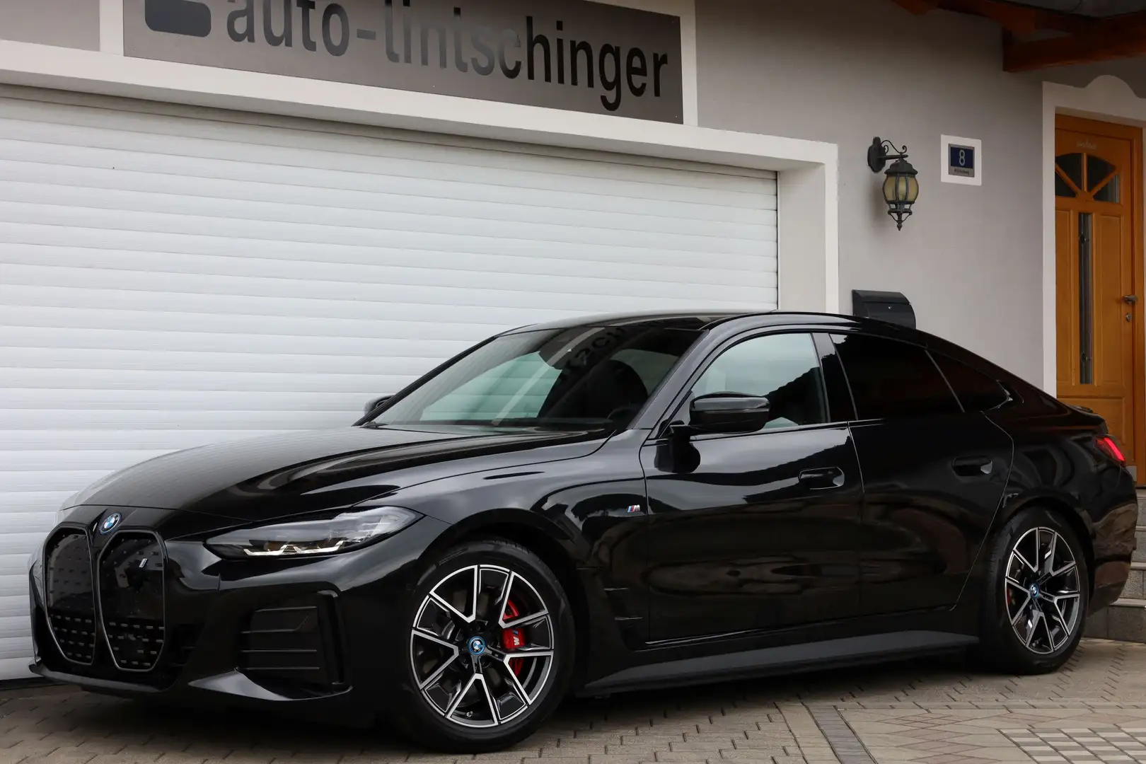BMW i4 i4 eDrive40 80,7kWh *M_PAKET_PRO-HUD-LED-NAVI-AHK* Schwarz - 1