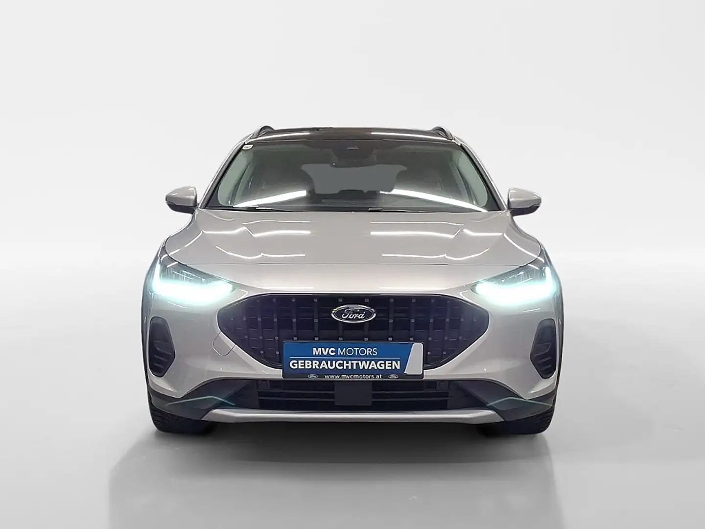 Ford Focus Turnier 1,5 EcoBlue Active X Aut. Argent - 1
