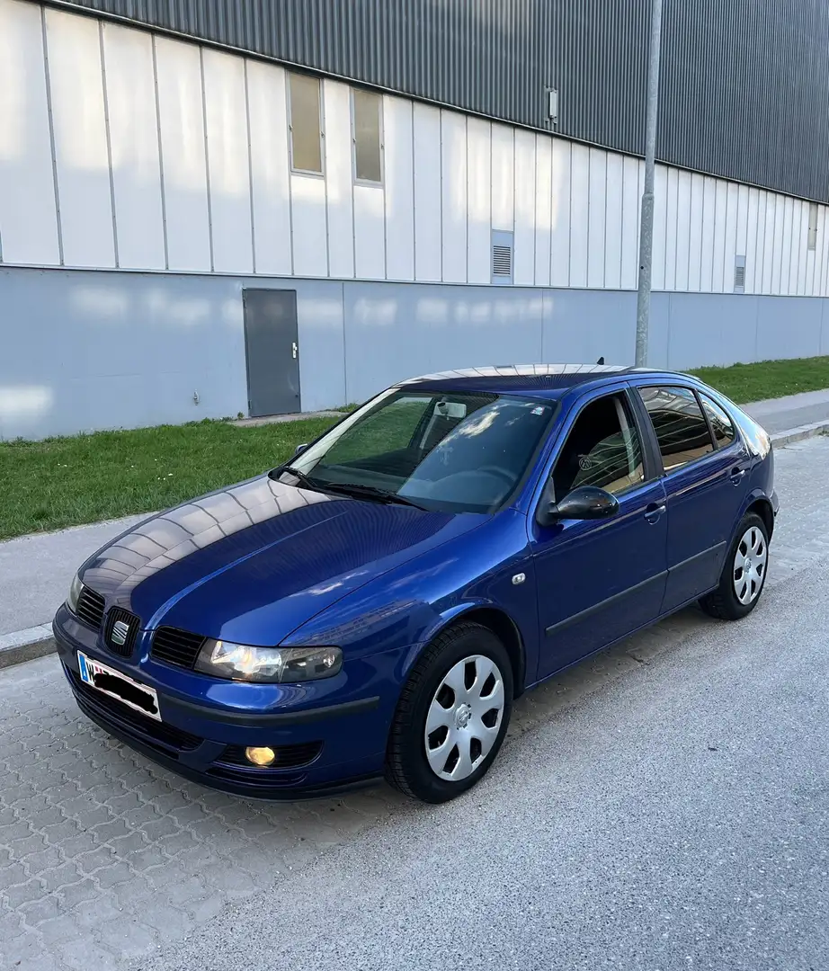 SEAT Leon 1,9 Samba TDI Kék - 1