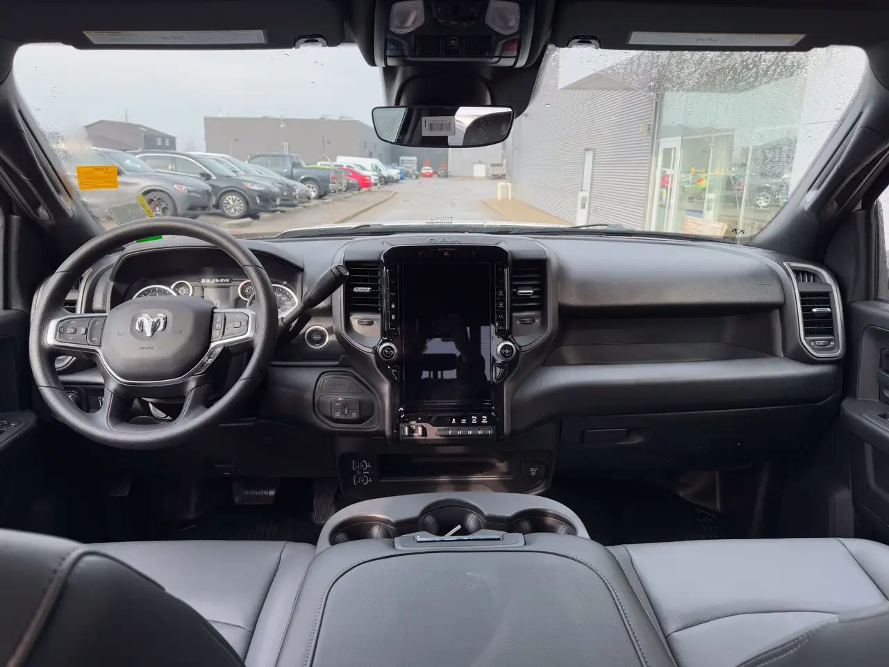 RAM 2500 снимка RAM 2500