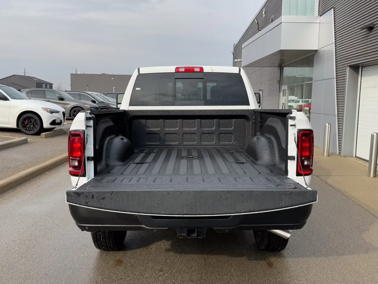 RAM 2500 снимка RAM 2500