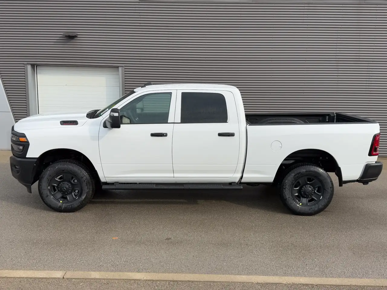 RAM 2500 снимка RAM 2500