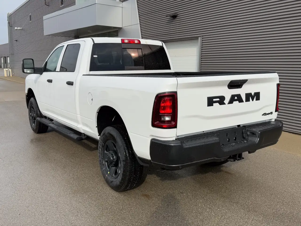RAM 2500 снимка RAM 2500