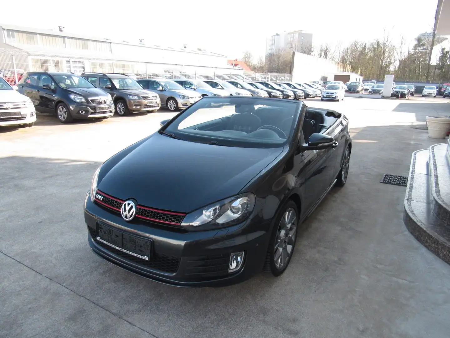 Volkswagen Golf VI Cabriolet GTI,AUTOMATIK,ALU,SITZHEIZUNG. Grijs - 2