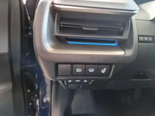 Toyota Prius view 11