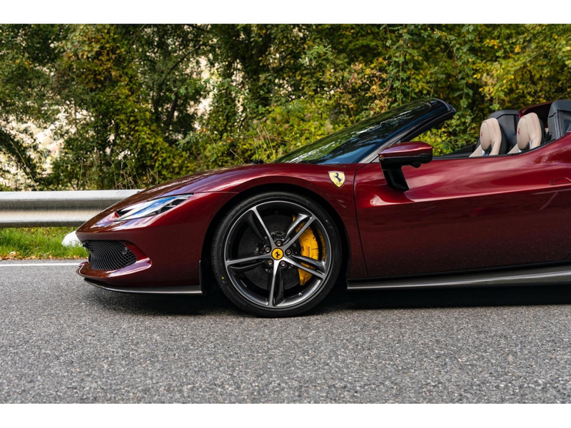Ferrari 296 GTS GTS/ SURROUND VIEW/ ALL CARBON/ ACC — photo 9