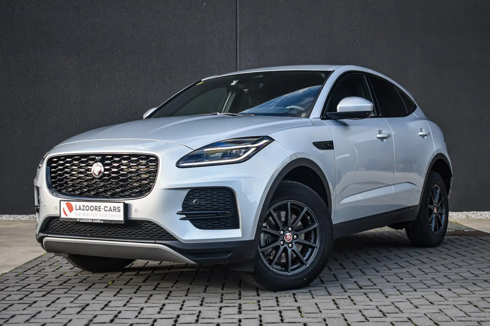 Jaguar E-Pace D165 - 360° Camera - Zetelverwarming srebrna - 1