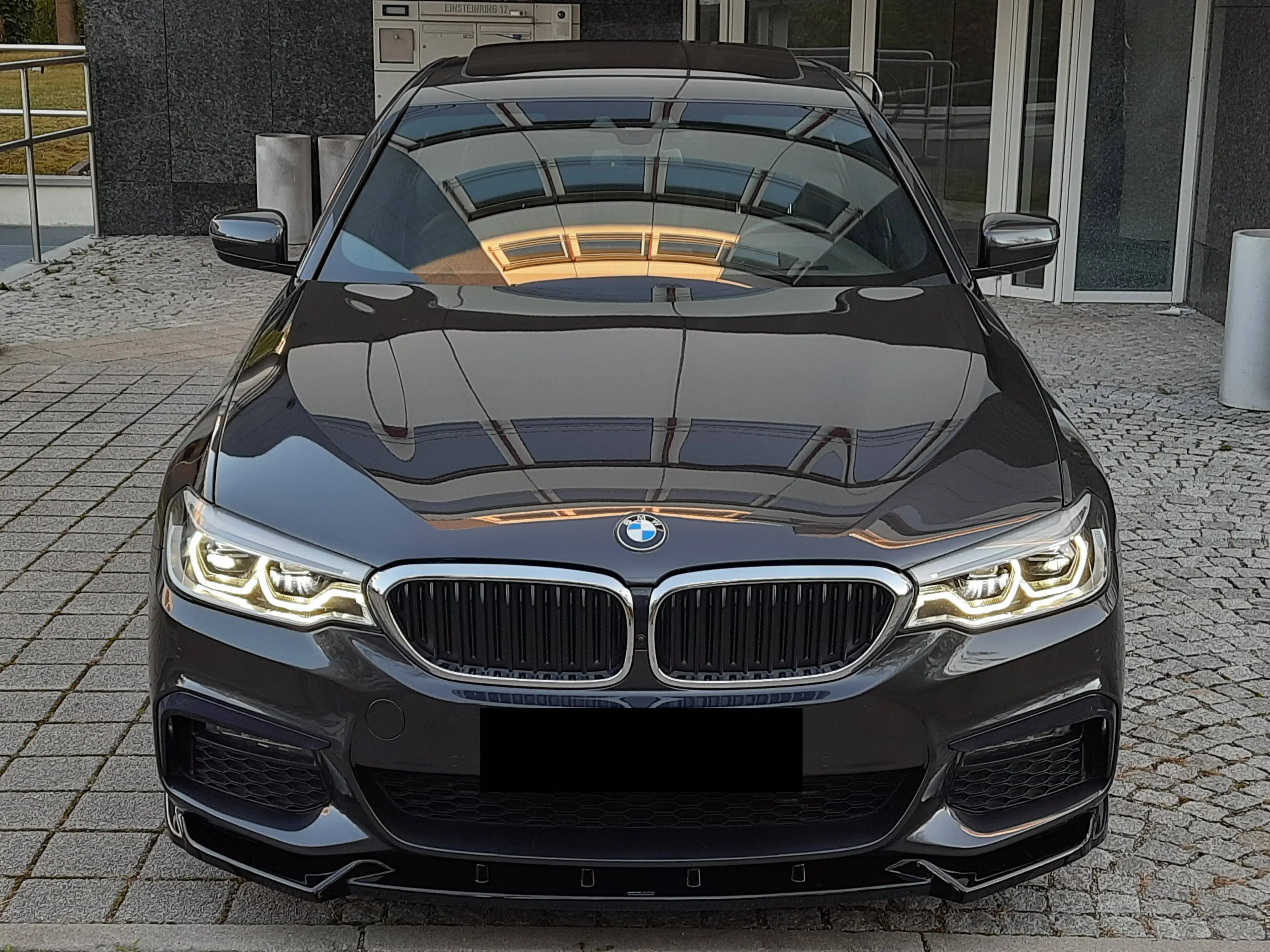 BMW 518 d Limo/3xM-Sport/LED/Sdach/DigiC/360°/HuD — photo 3