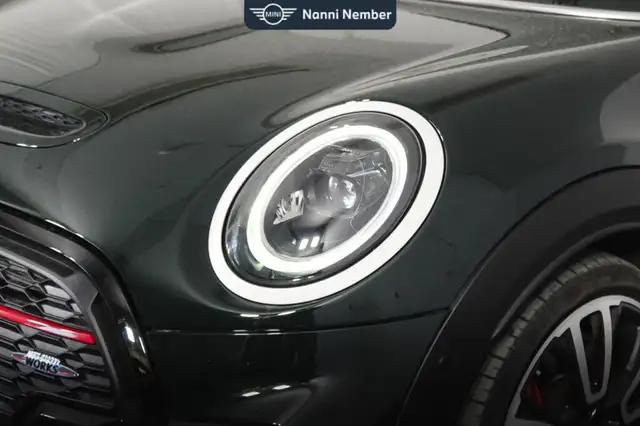 Mini Cooper view 5