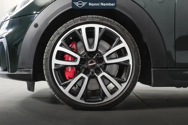 Mini Cooper view 7