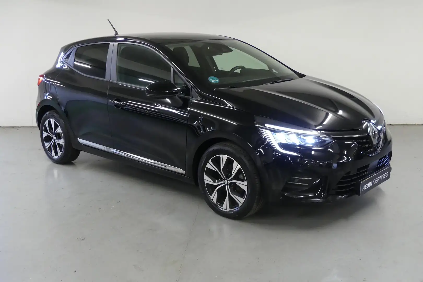 Renault Clio TCe 90 Evolution | Easy Link Multimedia & Navigati Zwart - 2