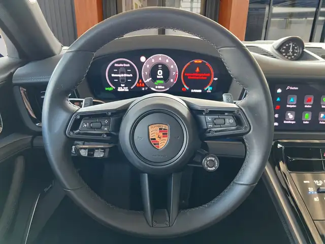 Porsche Panamera view 9