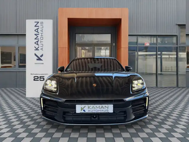 Porsche Panamera view 2