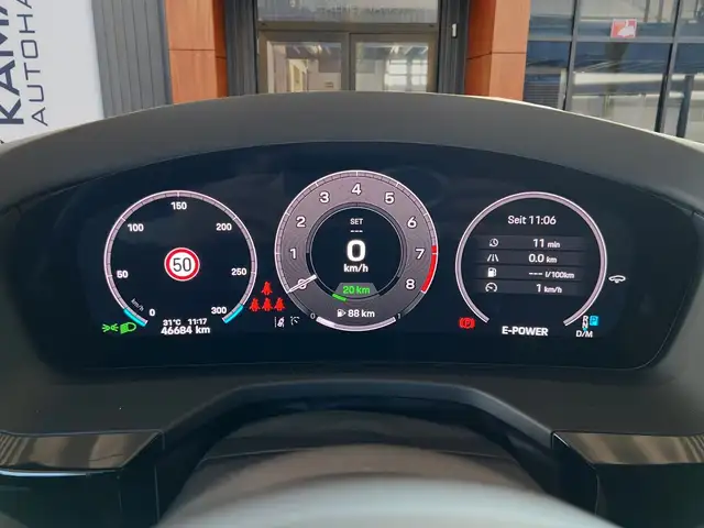 Porsche Panamera view 10
