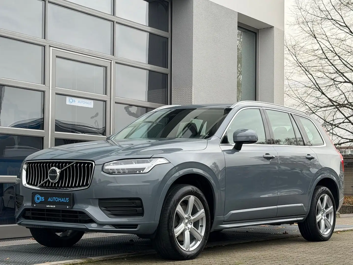 Volvo XC90 CORE AWD B5 ACC*LEDER*KAM*HARMAN*MEMORY*7S Grau - 1