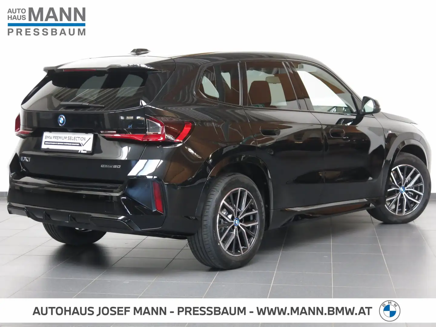 BMW iX1 iX1 eDrive20 Noir - 2