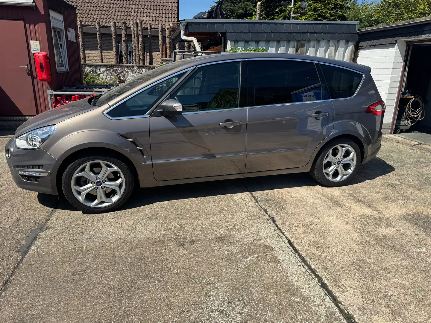 Ford S-Max S-Max 2.0 EcoBoost Aut. Titanium Brun - 1