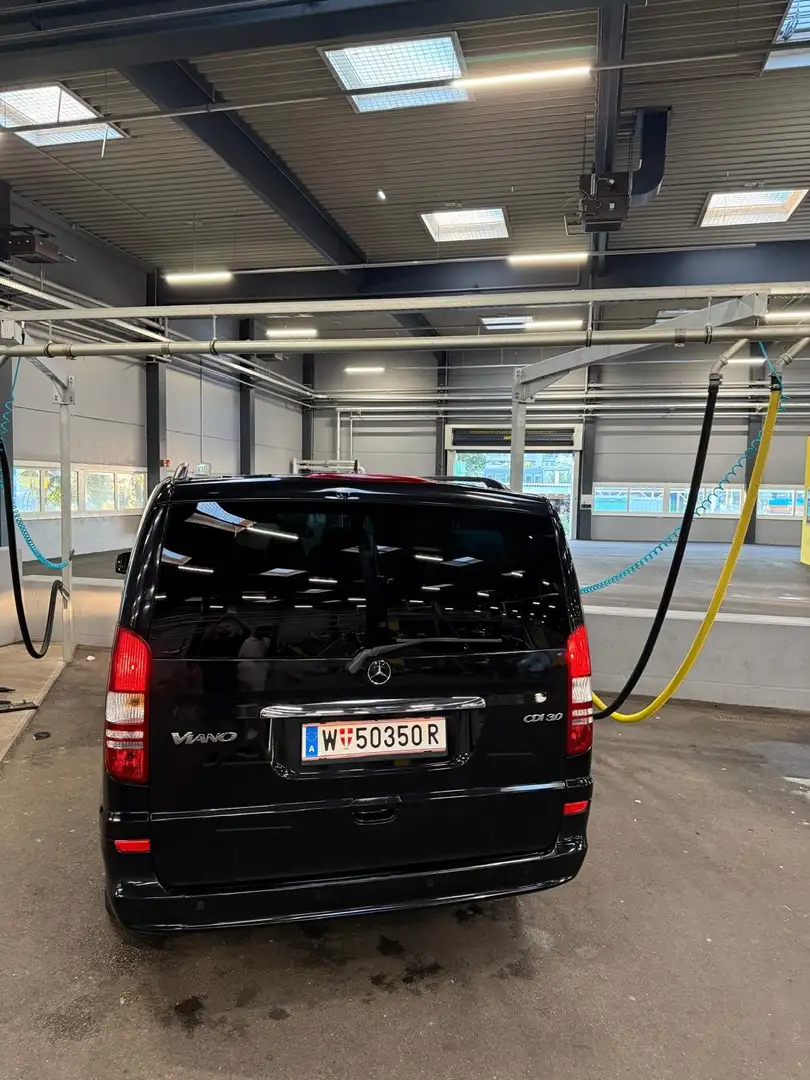 Mercedes-Benz Viano Ambiente extralang 3,0 CDI BlueEfficiency DPF Aut. Schwarz - 2