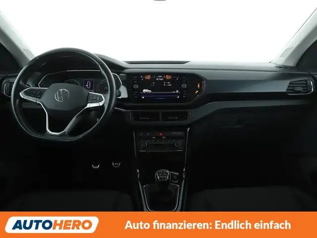 Volkswagen T-Cross view 12