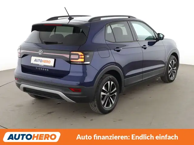 Volkswagen T-Cross view 6