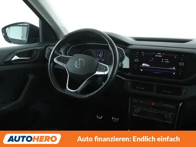 Volkswagen T-Cross view 13