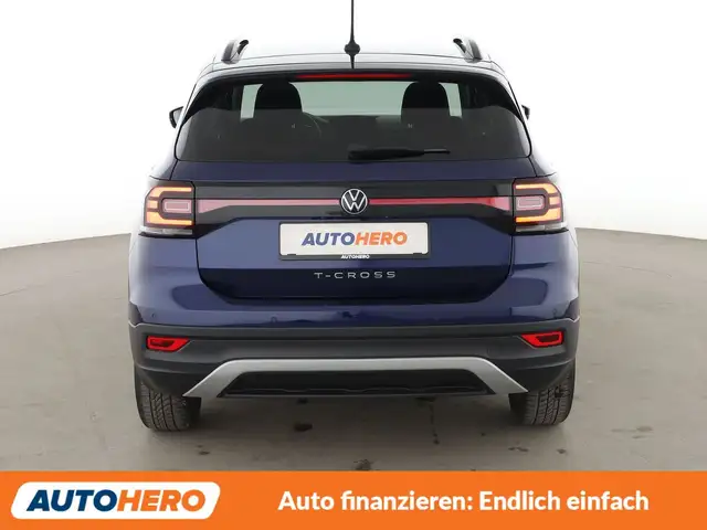 Volkswagen T-Cross view 5
