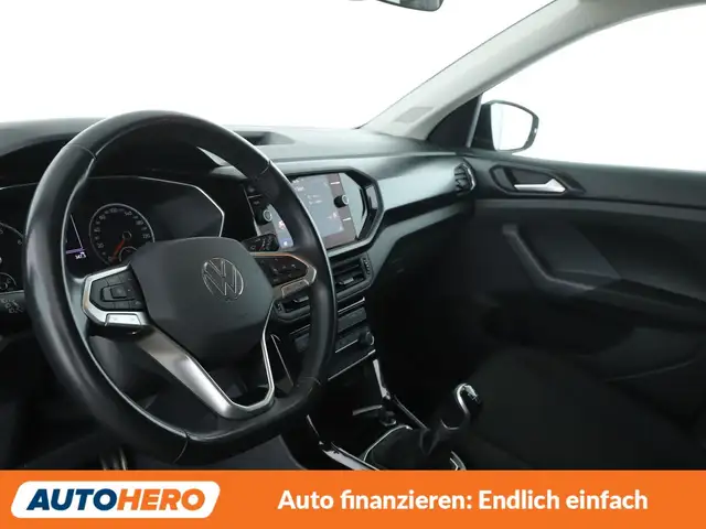 Volkswagen T-Cross view 11