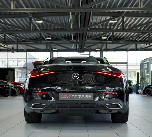 Mercedes-Benz CLE view 9