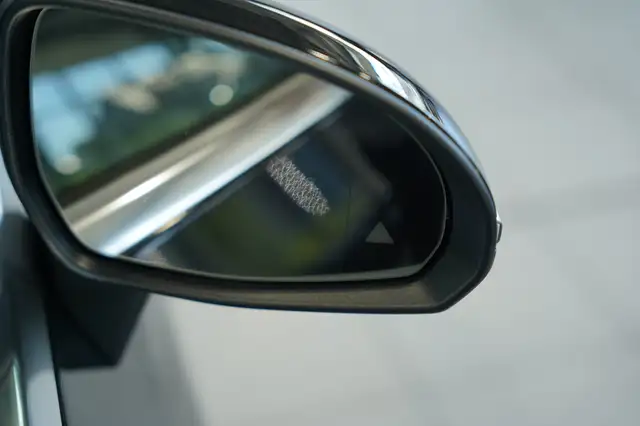 Mercedes-Benz CLE view 15