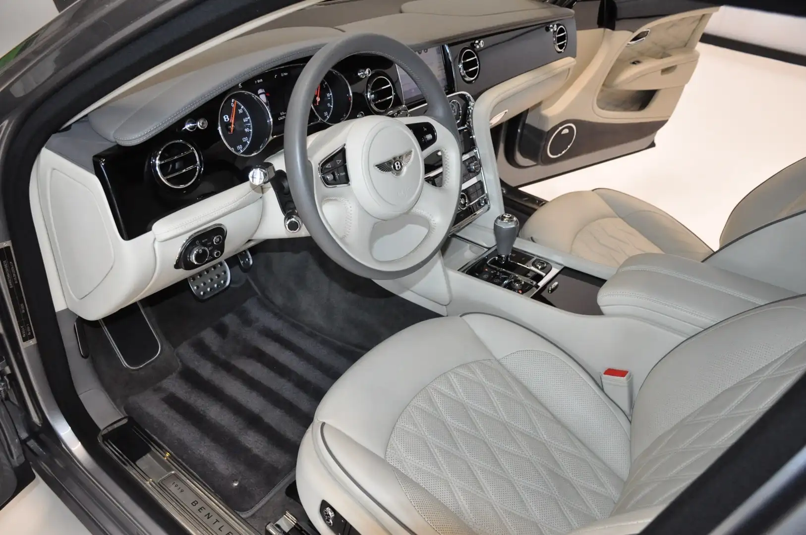 Bentley Mulsanne Speed Mulliner origineel 63.639 km 1e eigenaar Grijs - 2