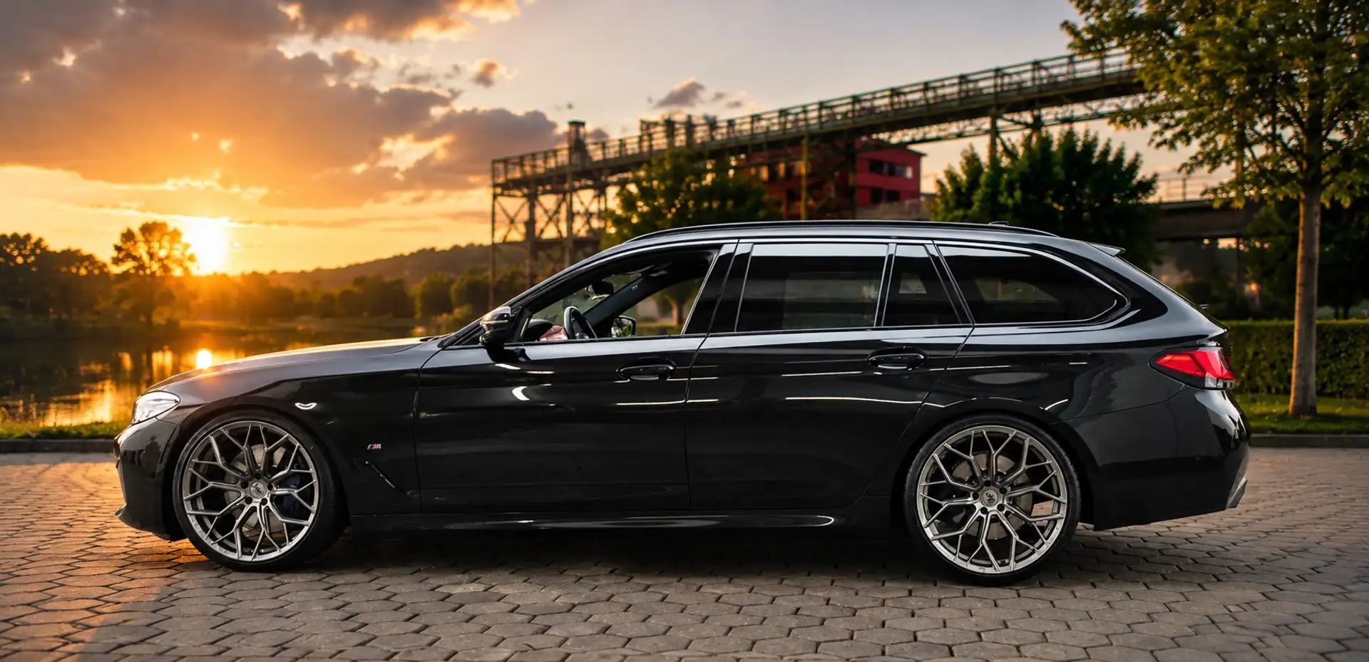 BMW 530 530d 48 V Touring xDrive Aut. - 1