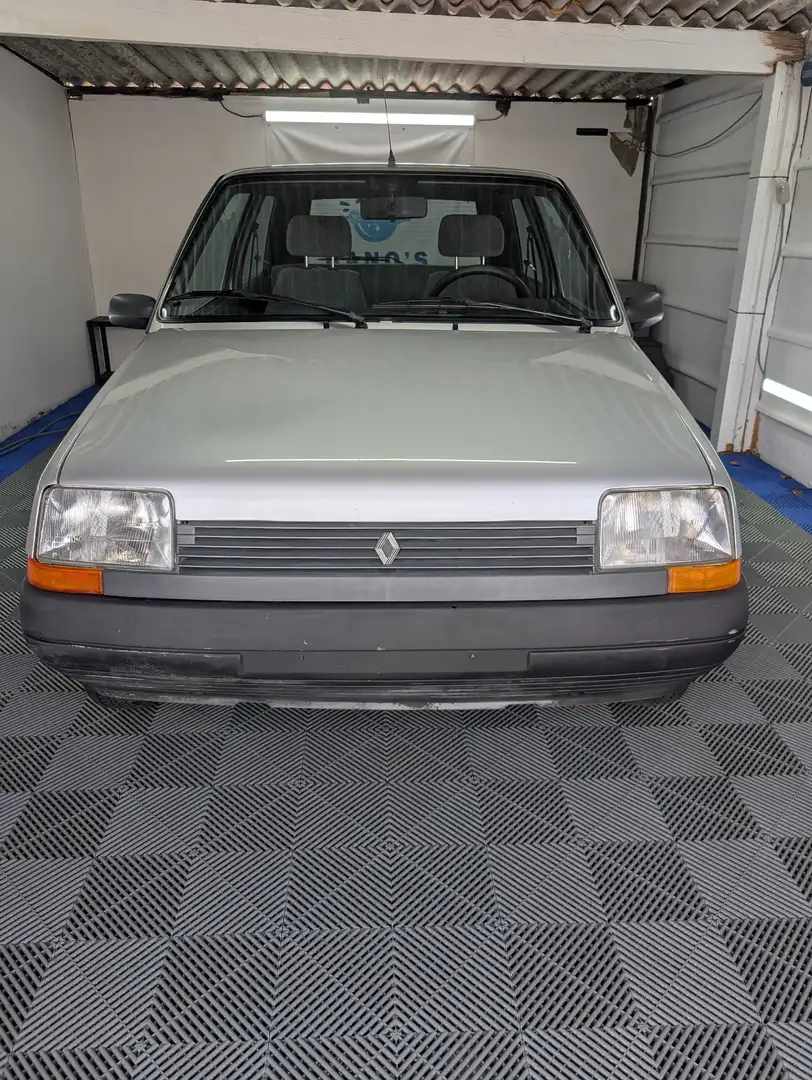 Renault Super 5 automatiq Grau - 1