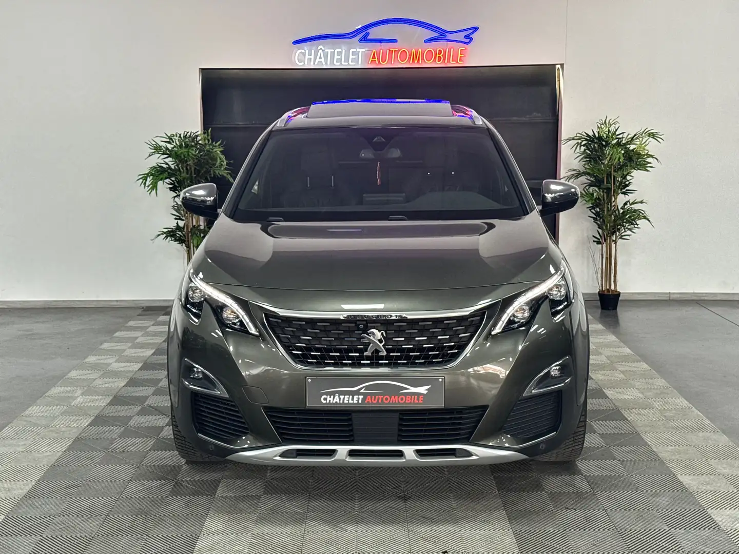 Peugeot 5008 5008 2.0d GT Line état neuf Garantie 12 mois Gris - 2