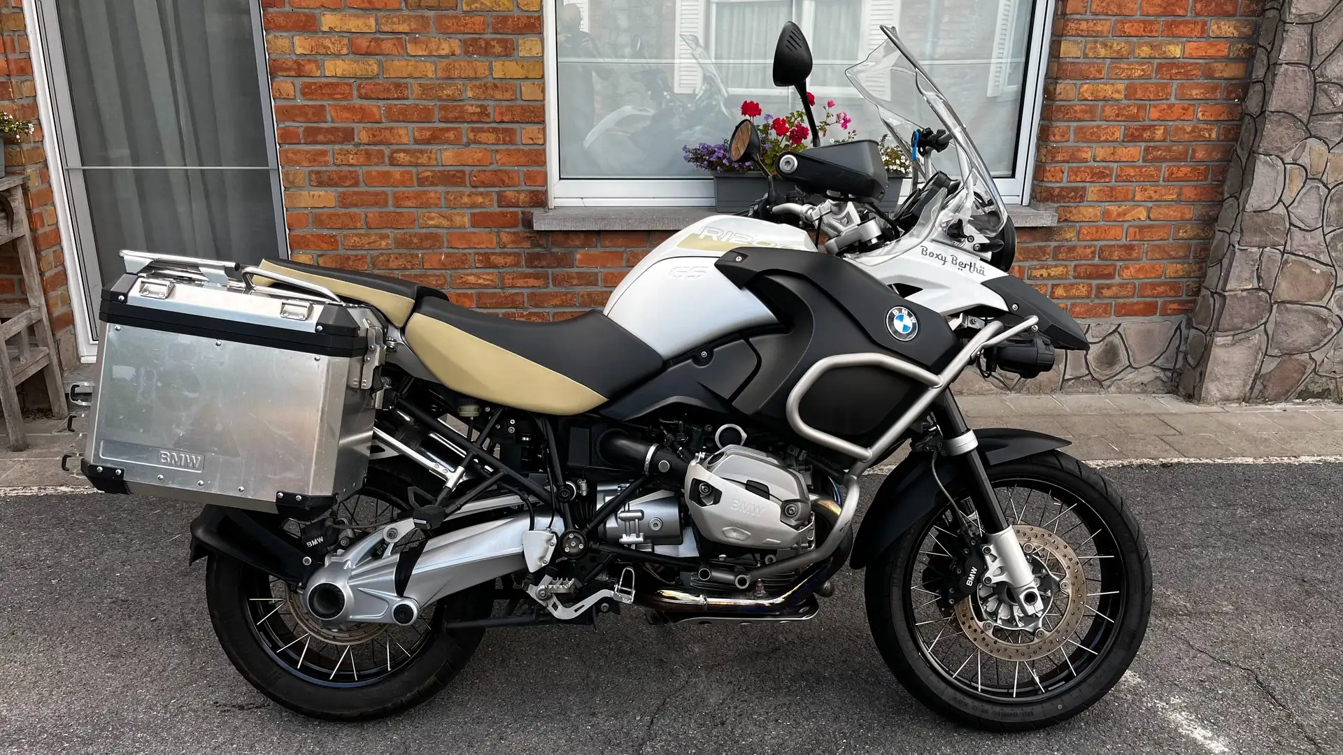 BMW R 1200 GS Adventure - 1