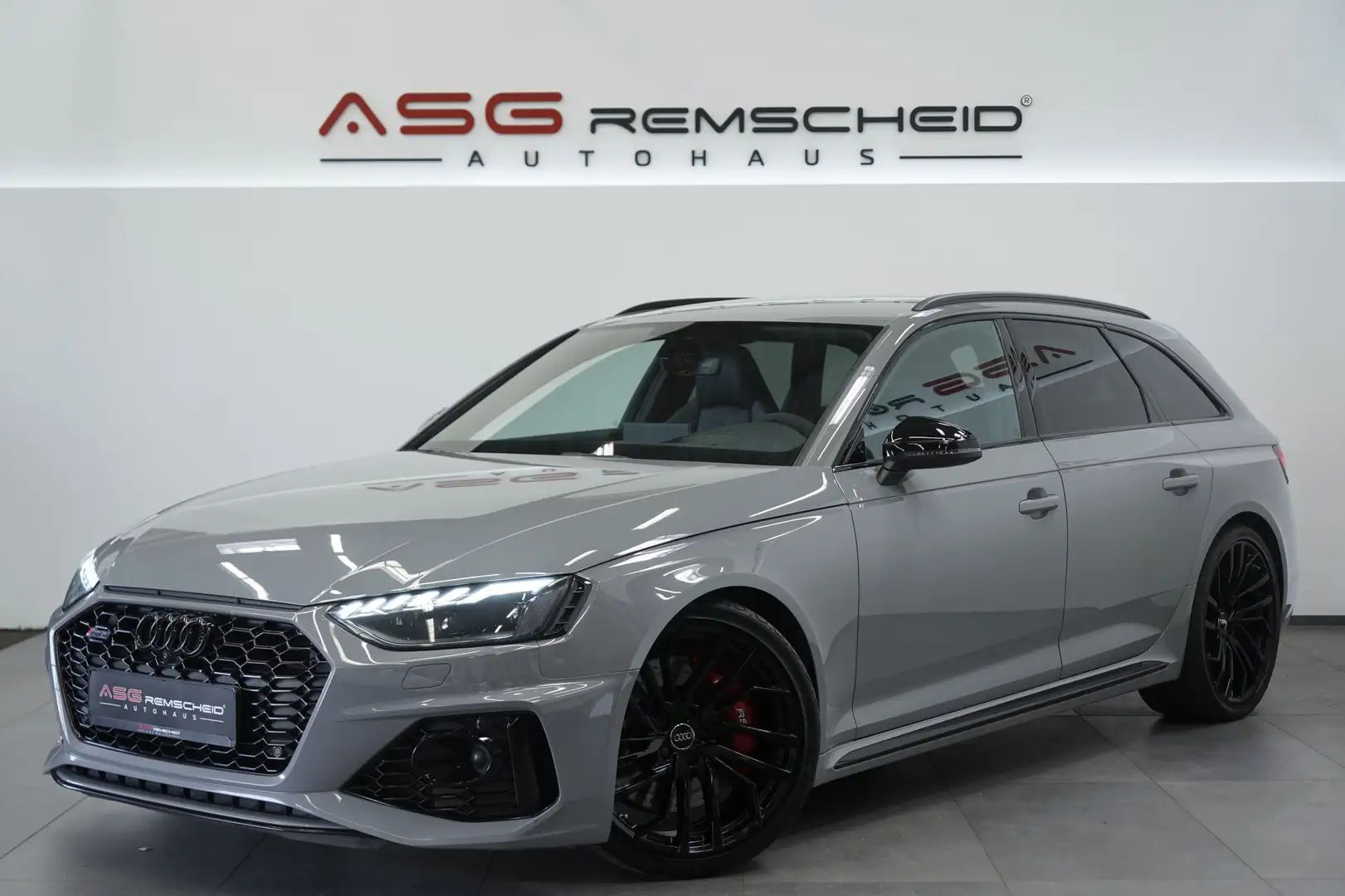 Audi RS4 Avant q. *2.H *20 *Virtual *S-Abgas *Schale Grau - 1