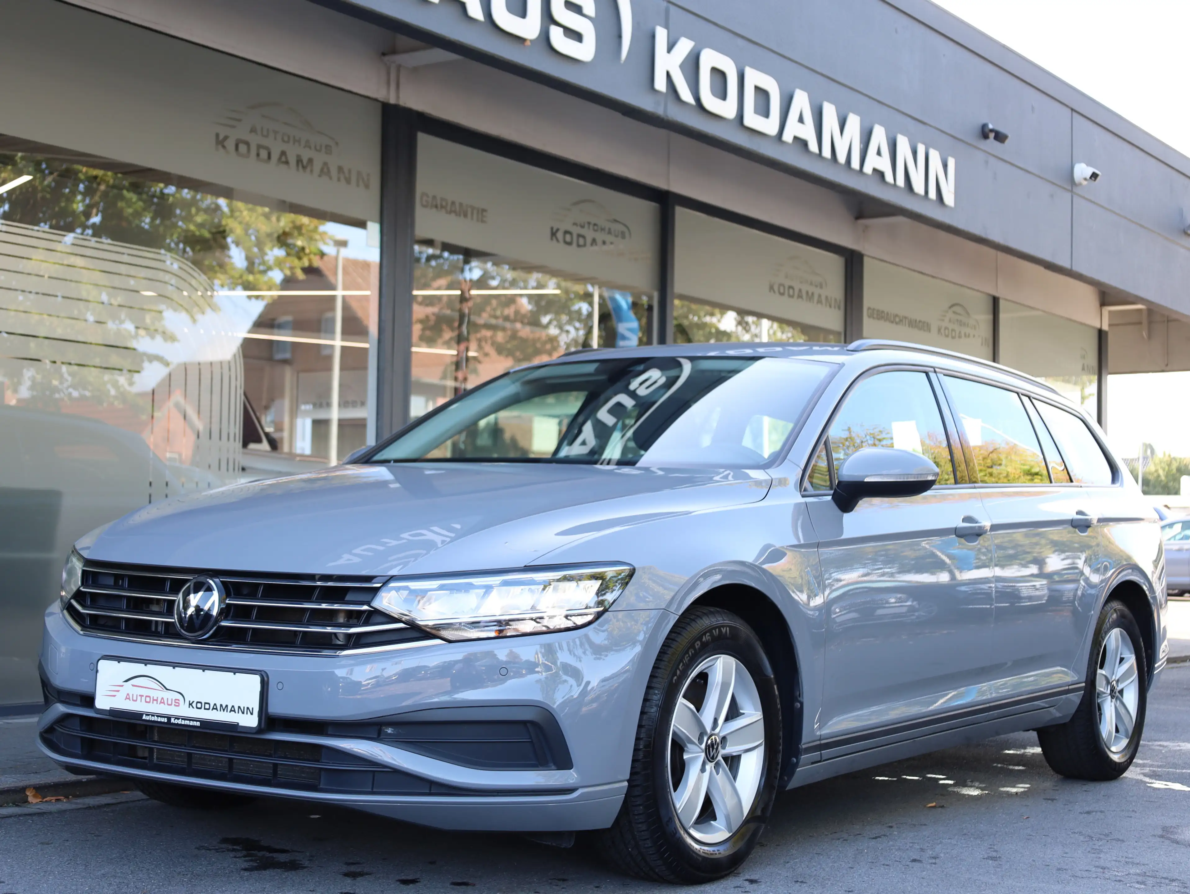 Volkswagen Passat Variant Variant 2.0 TDI*ACC*CarPlay*SHZ*AHK — photo 6
