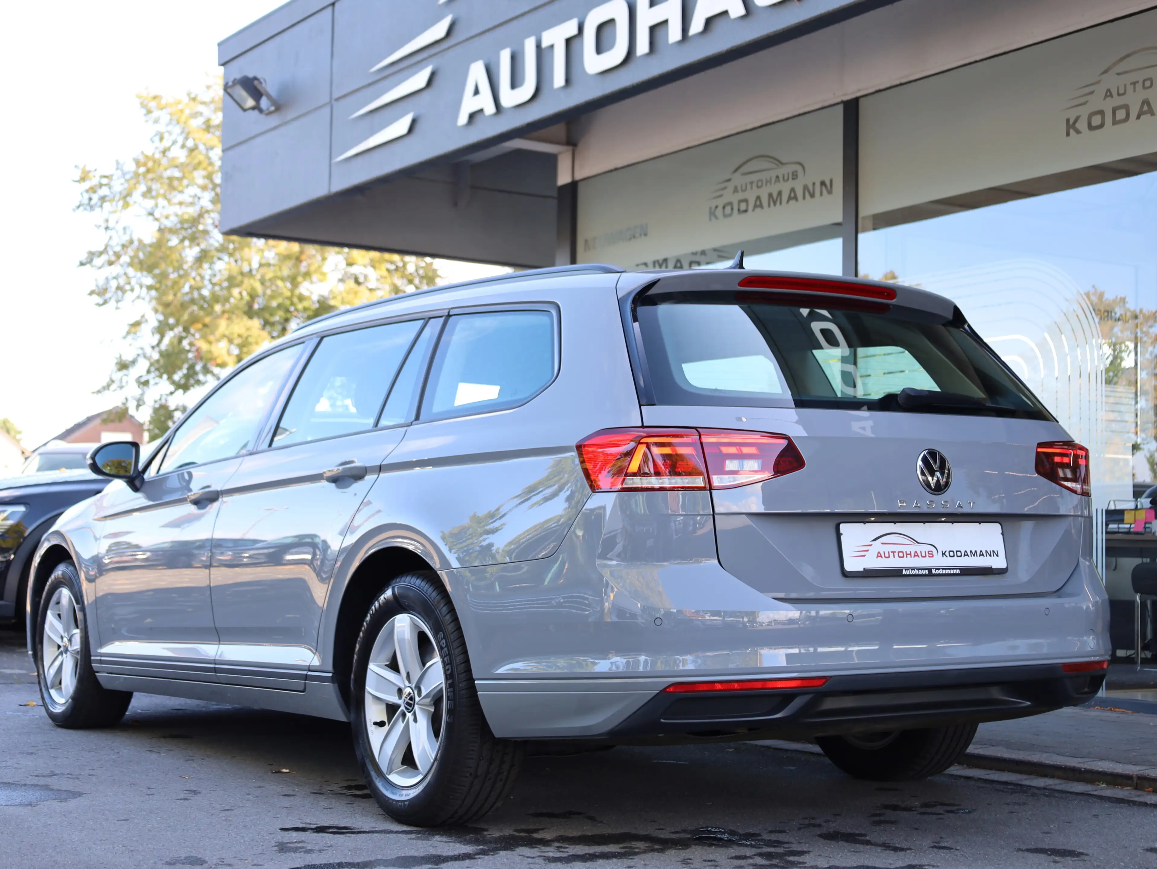 Volkswagen Passat Variant Variant 2.0 TDI*ACC*CarPlay*SHZ*AHK — photo 8