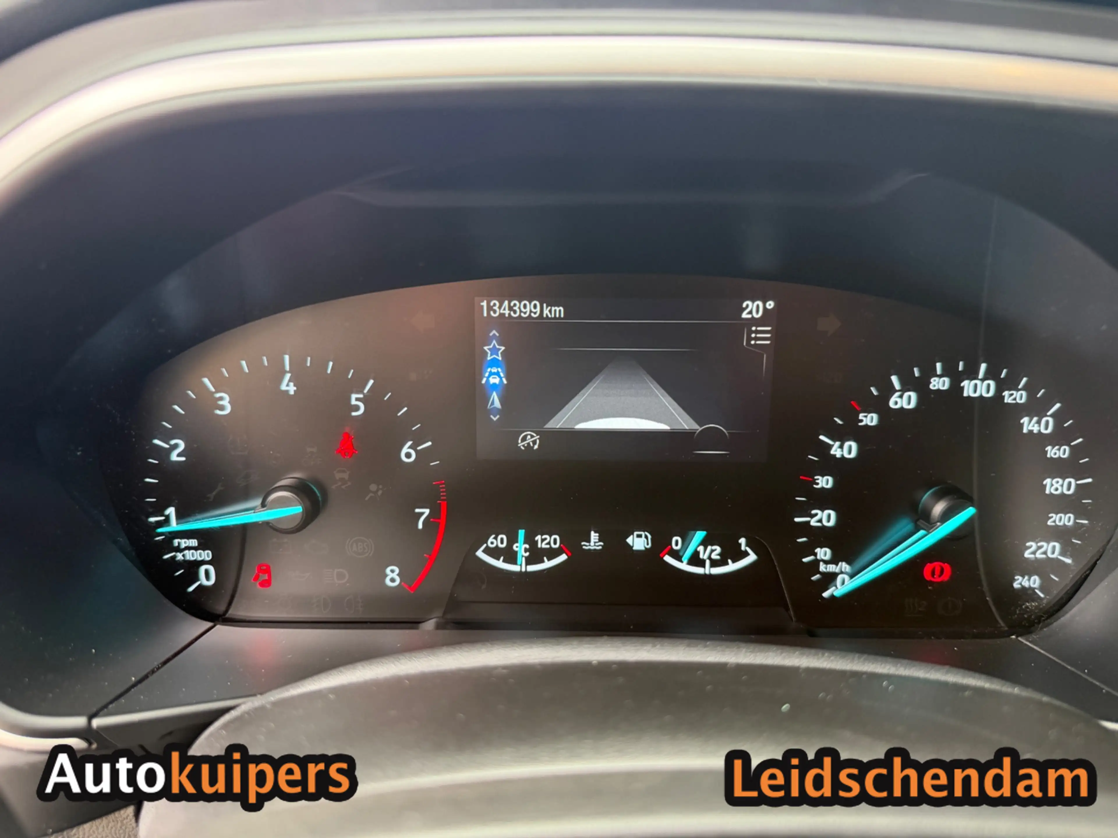 Ford Focus Wagon 1.0 EcoBoost Trend Edition Business — photo 16