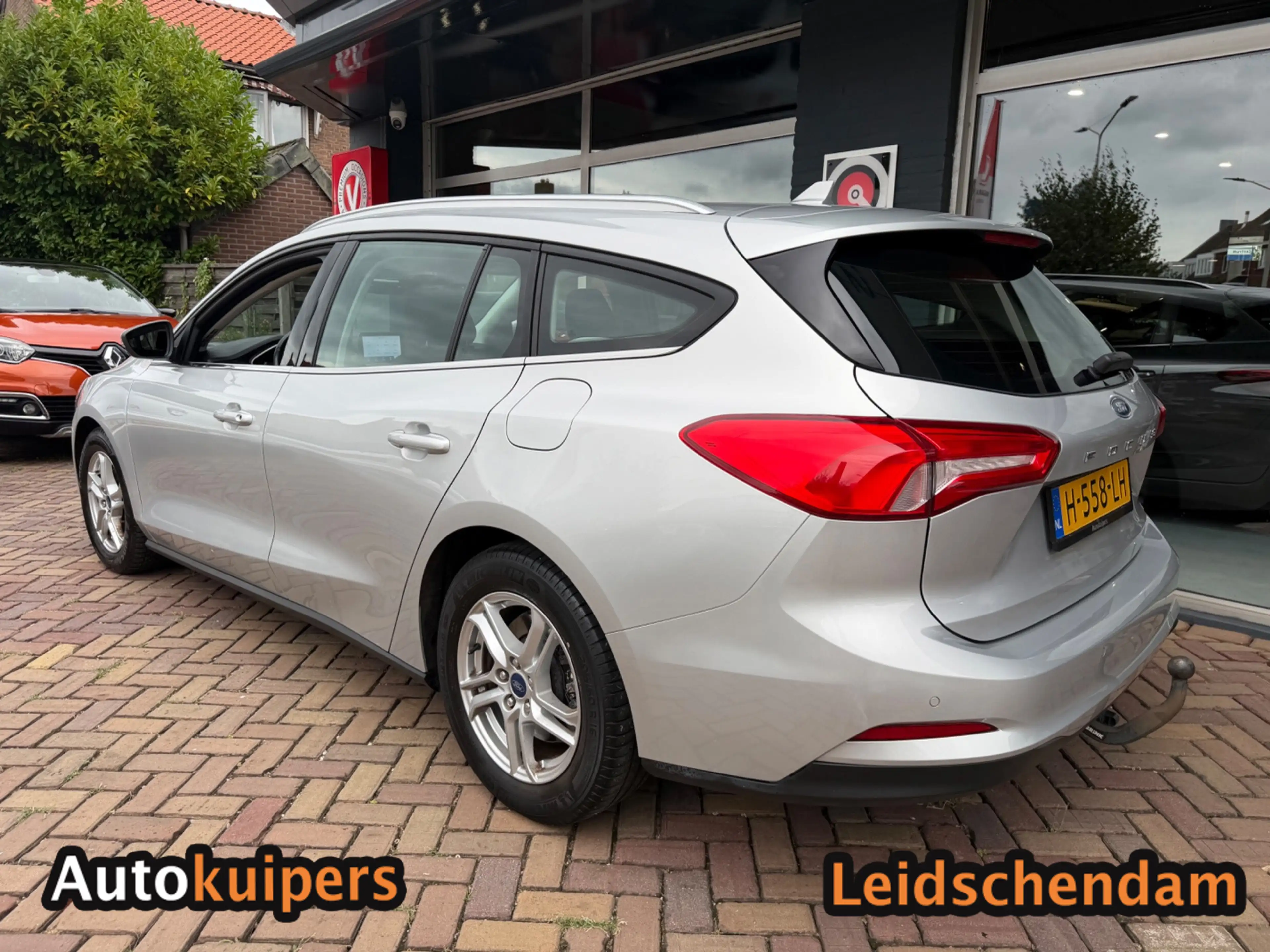 Ford Focus Wagon 1.0 EcoBoost Trend Edition Business — photo 8