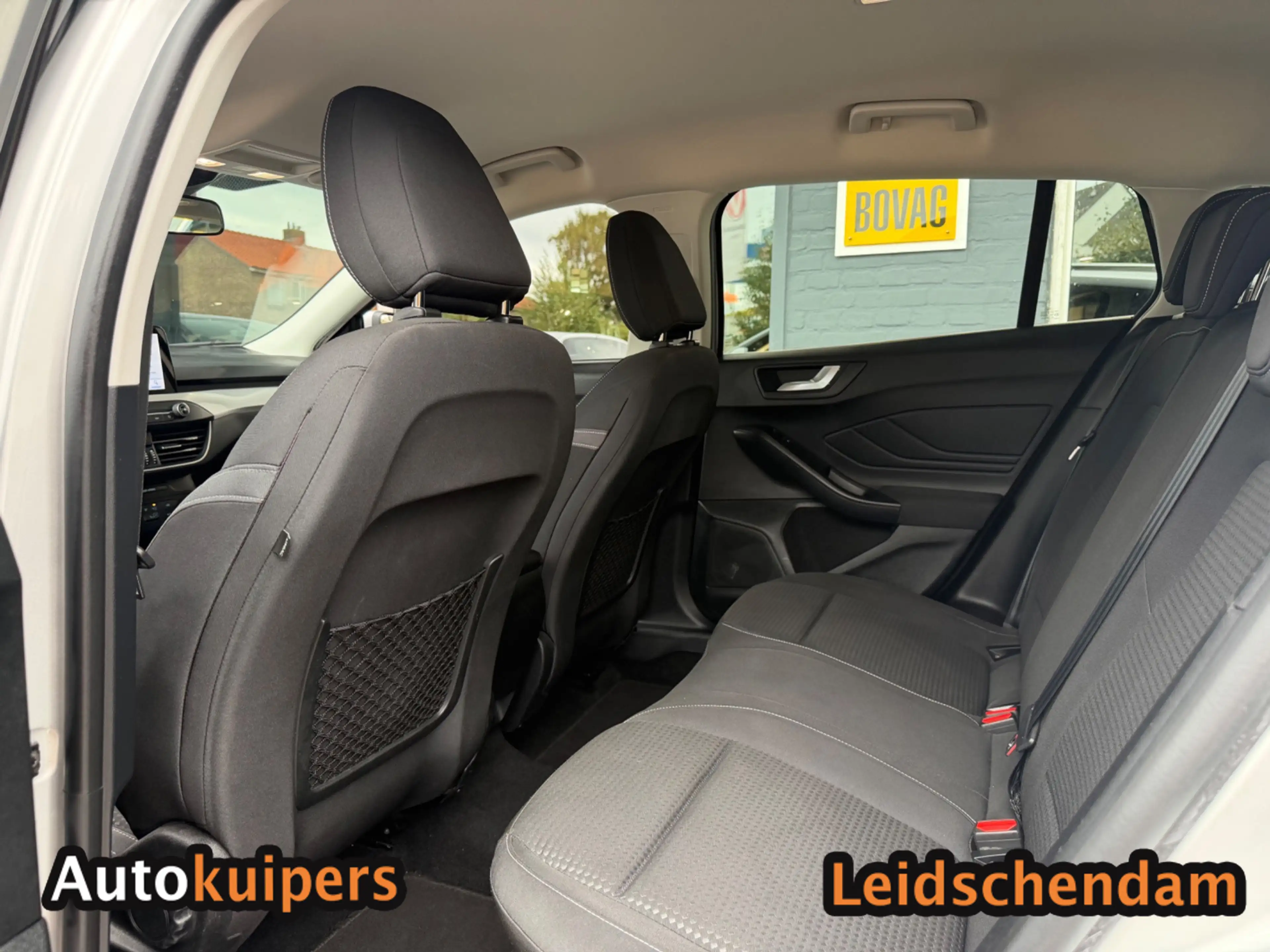 Ford Focus Wagon 1.0 EcoBoost Trend Edition Business — photo 9