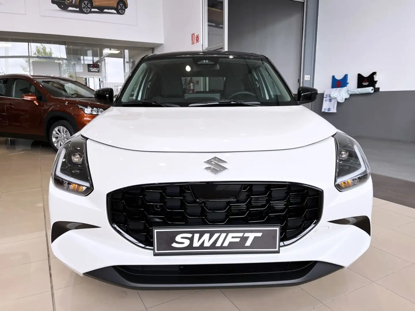Suzuki Swift 1.2 Mild Hybrid S2 Blanco - 2