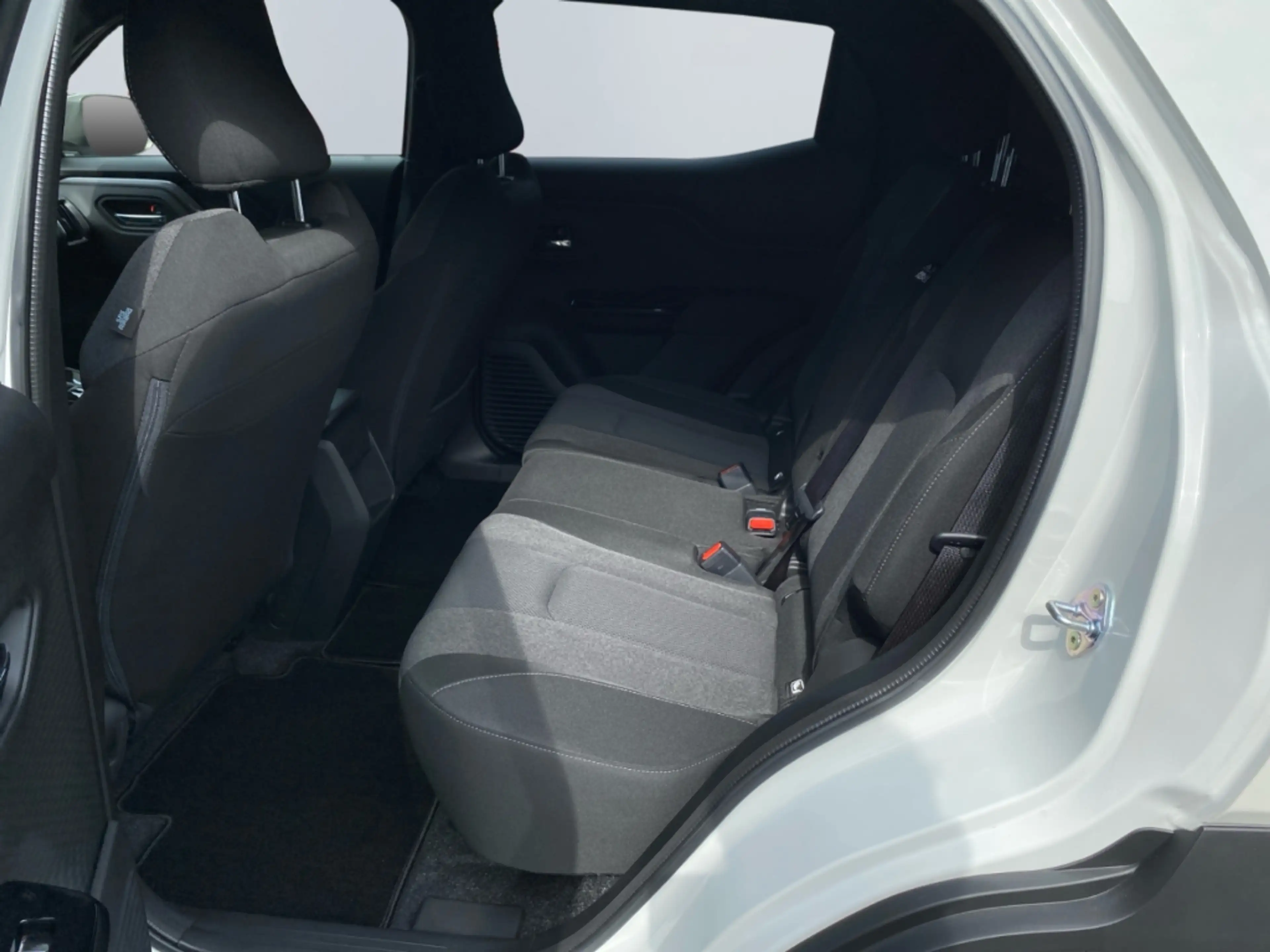 Toyota Urban Cruiser BEV 128 kWh ECV 4x2 5-tuerig TEAMPL — photo 13