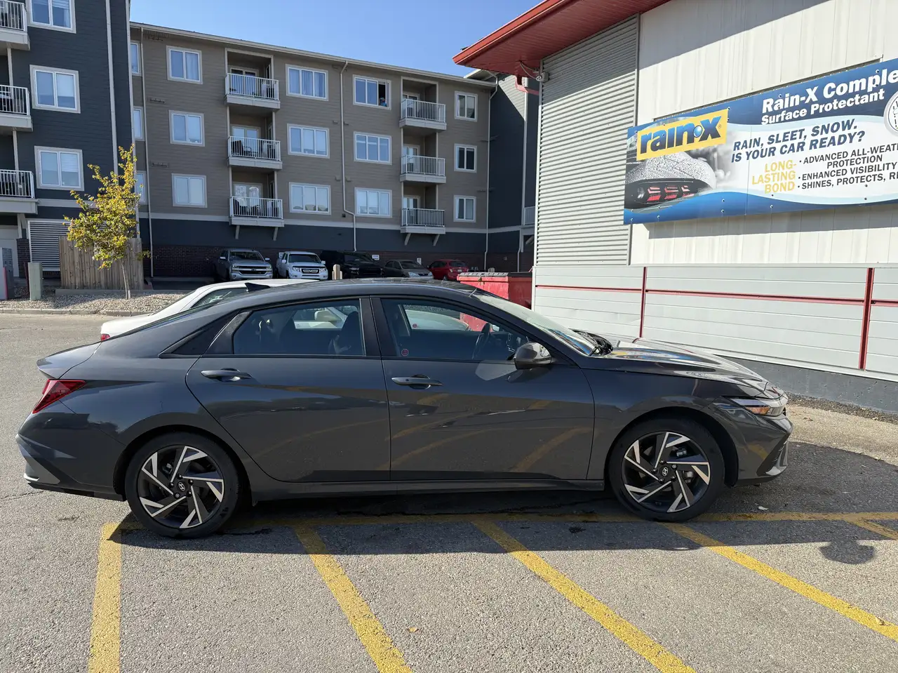 Hyundai ELANTRA снимка Hyundai ELANTRA