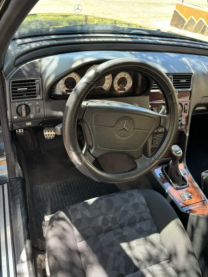 Mercedes-Benz C 180 Classic, foto 6
