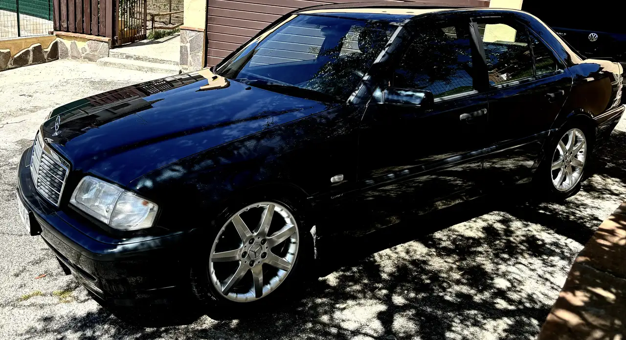 Mercedes-Benz C 180 Classic, foto 3