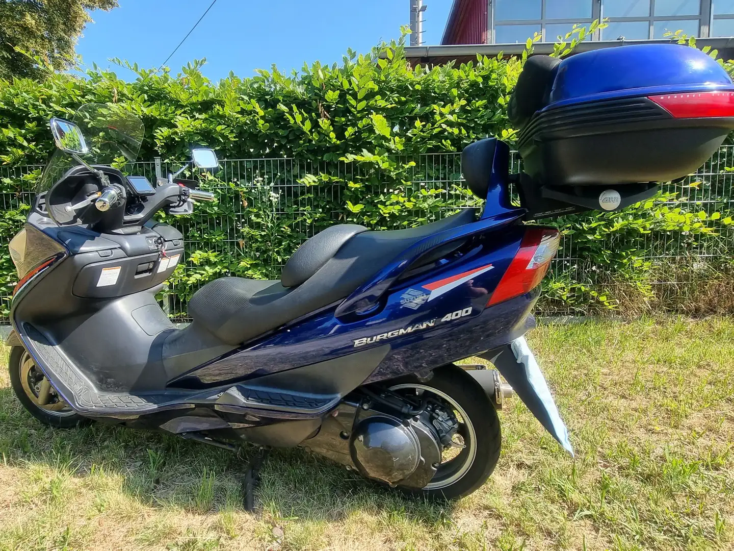 Suzuki Burgman 400 Reiseroller Bleu - 2