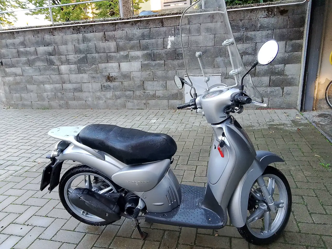 Aprilia Scarabeo