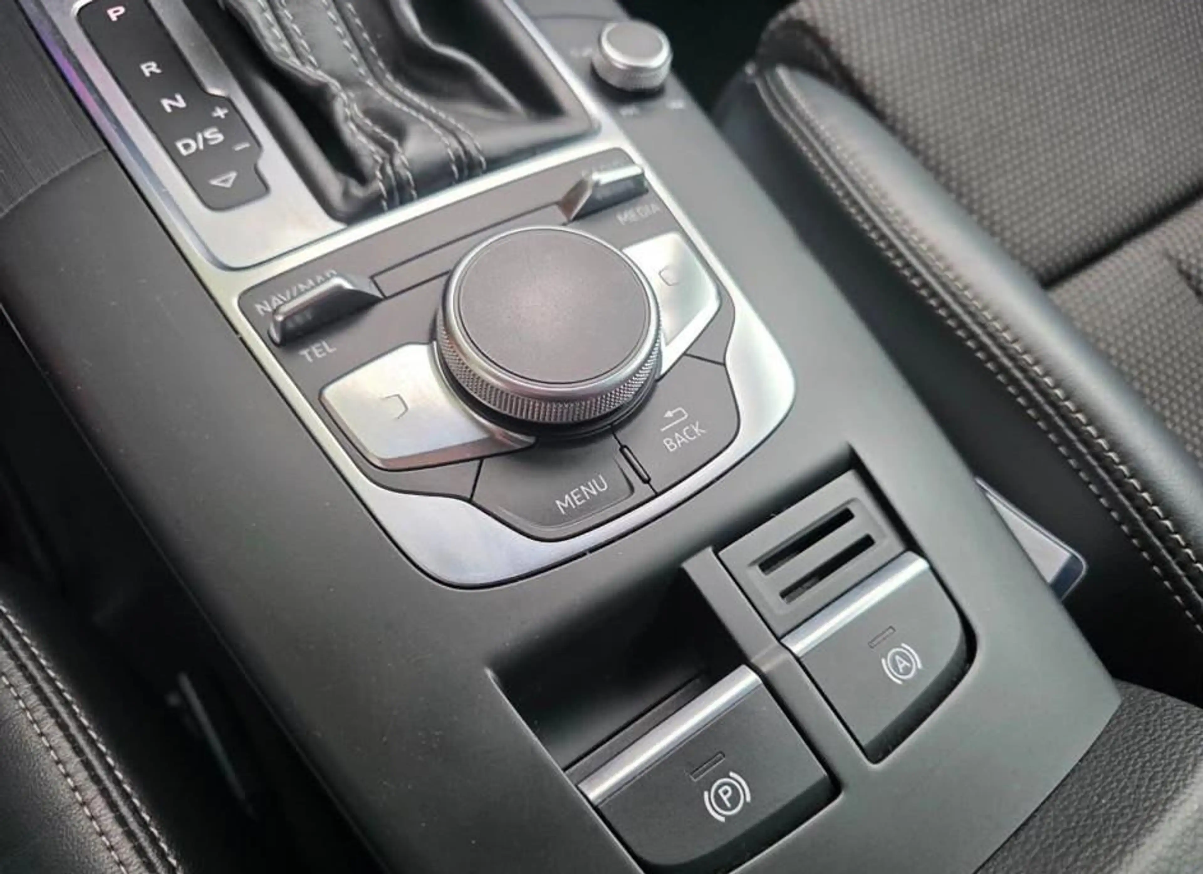 Audi A3 Sportback 35 TFSI S-Line | Navi | Maxton | clima | — photo 22