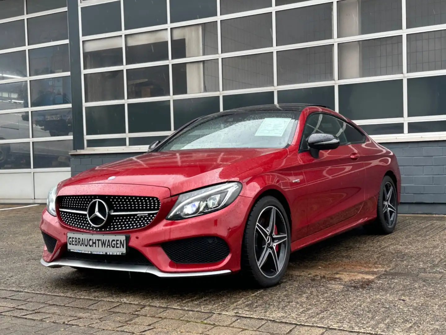 Mercedes-Benz C 43 AMG 4MATIC NAVI/PANO/KAMERA/PERF. ABGAS Červená - 1