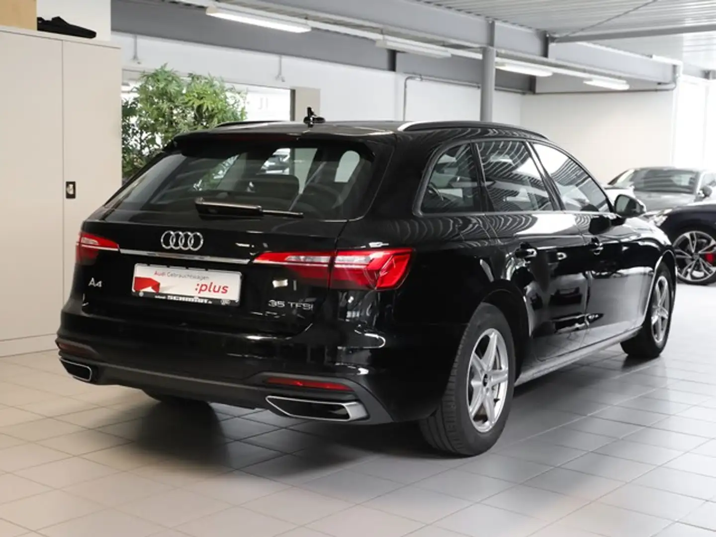 Audi A4 Avant 35 TFSI AHK Navi+ Businessp. Schwarz - 2